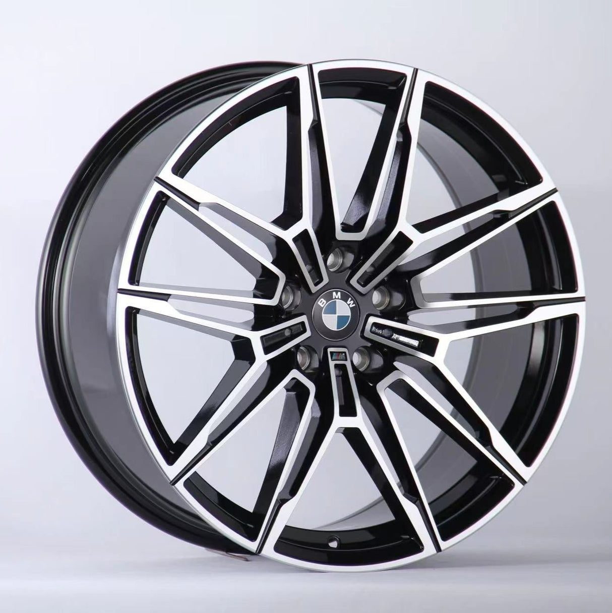 4 Series - G22/G23: 19" Diamond Cut 826M Style Alloy Wheels 20+