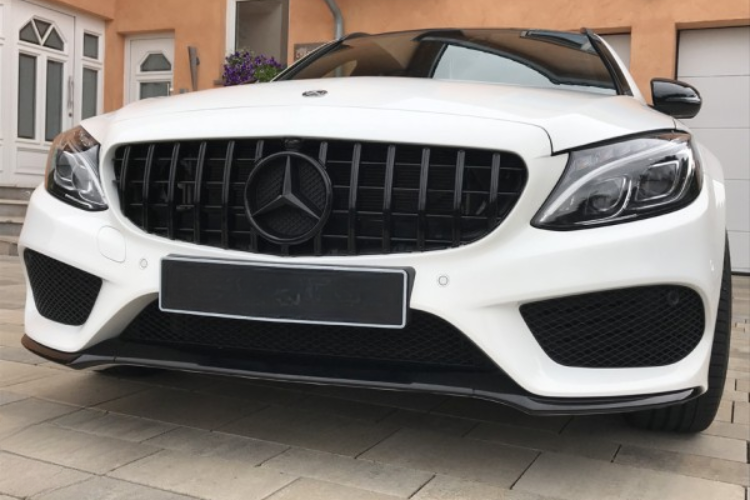 C63 - W205/C205 Pre-Facelift: Gloss Black Panamericana GT Grill 15-18