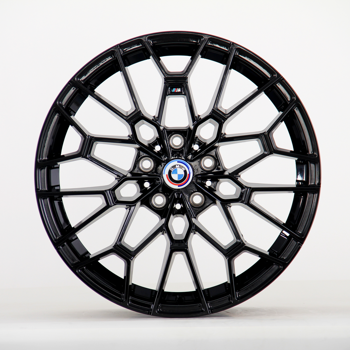 2 Series - G42: 19" Gloss Black 827M Style Alloy Wheels 22+