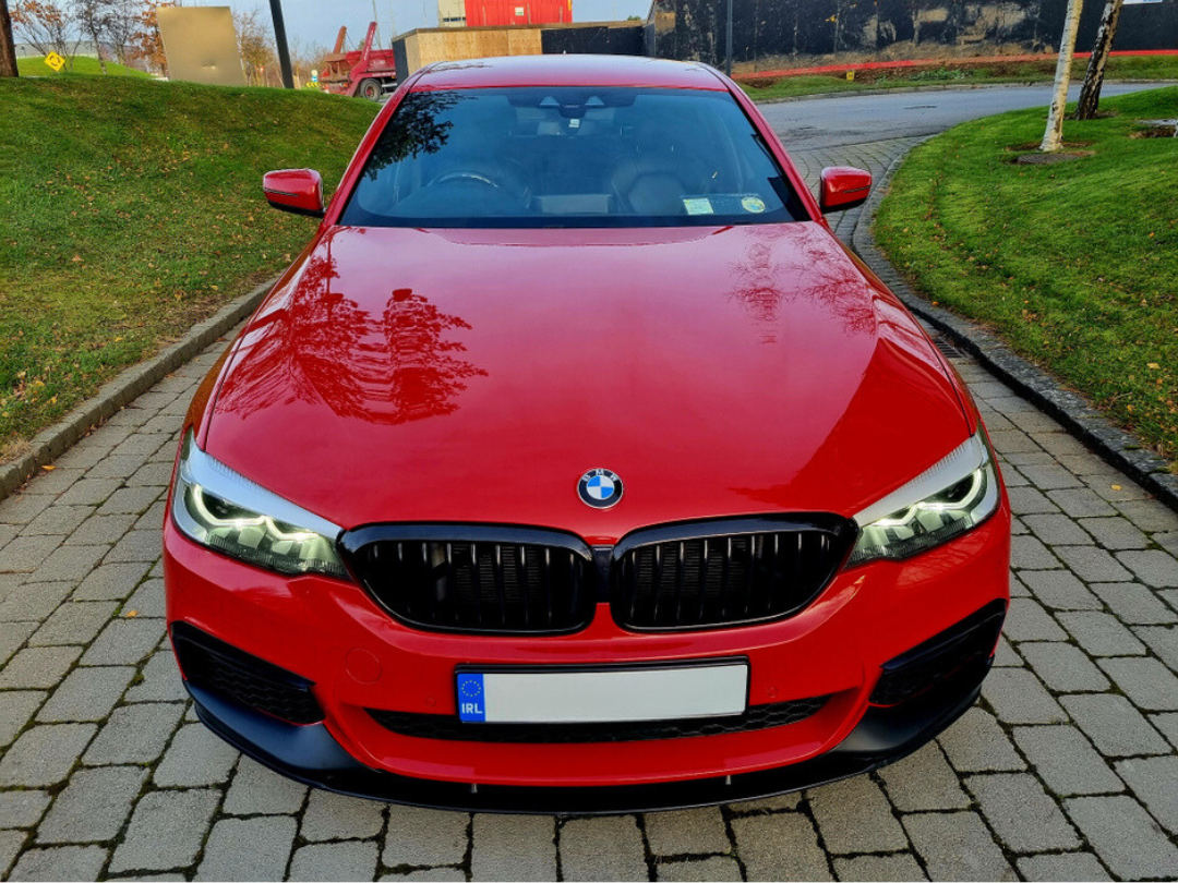 5 Series - G30 Pre-Facelift: Gloss Black Performance Style Splitter 17-20