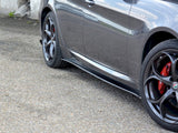 Giulia - Veloce: Gloss Black Maxton Side Skirts 15-19