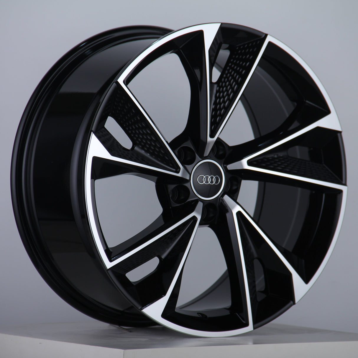 Audi A4/A5/A6/A7 - Diamond Cut RS7 Style Alloy Wheels