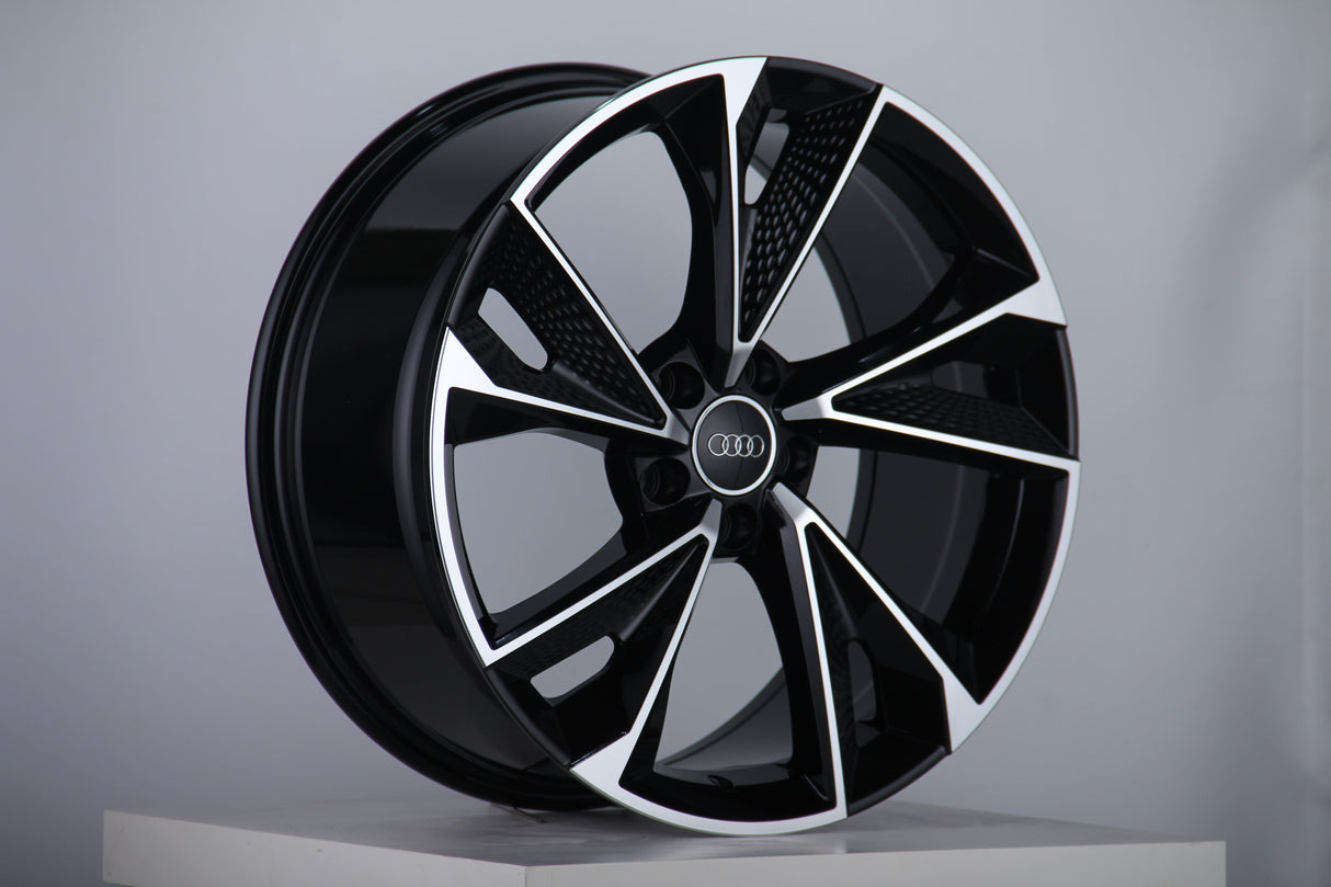 Q5 - Type 80A: 19" Diamond Cut RS7 Style Alloy Wheels 17+