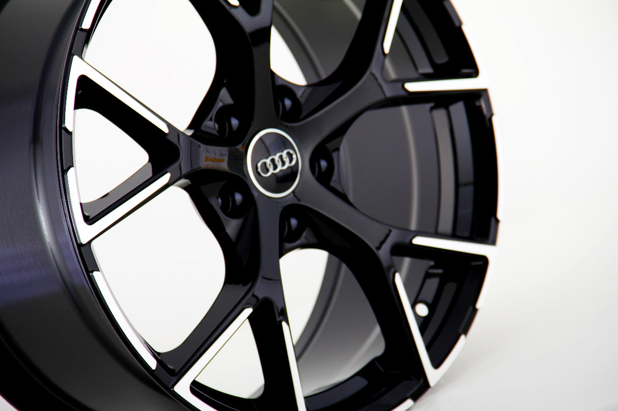 A5 - F5: 19" Diamond Cut RS3 Style Alloy Wheels 16+