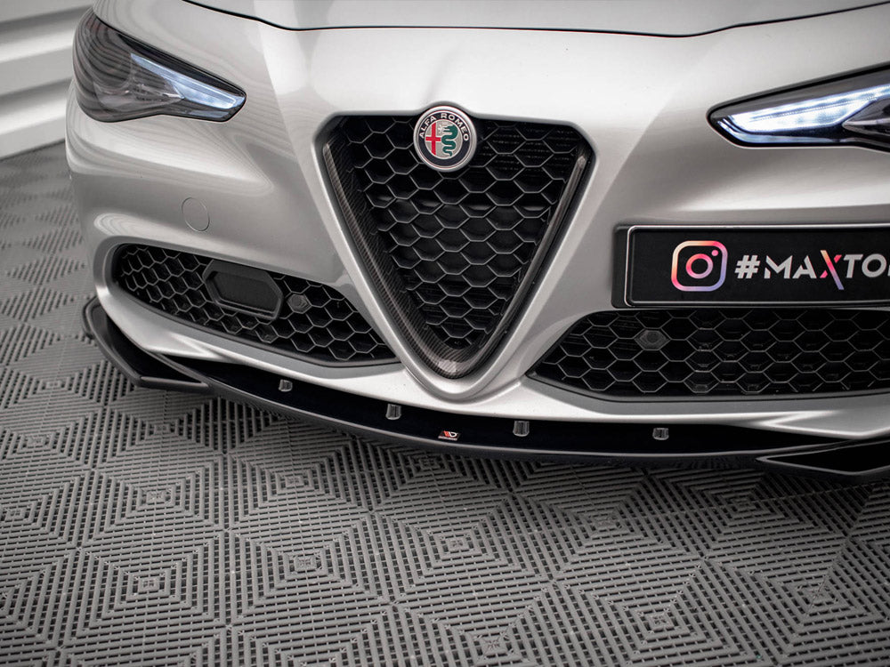 Giulia - Sport: Gloss Black Maxton Front Splitter V2 16+