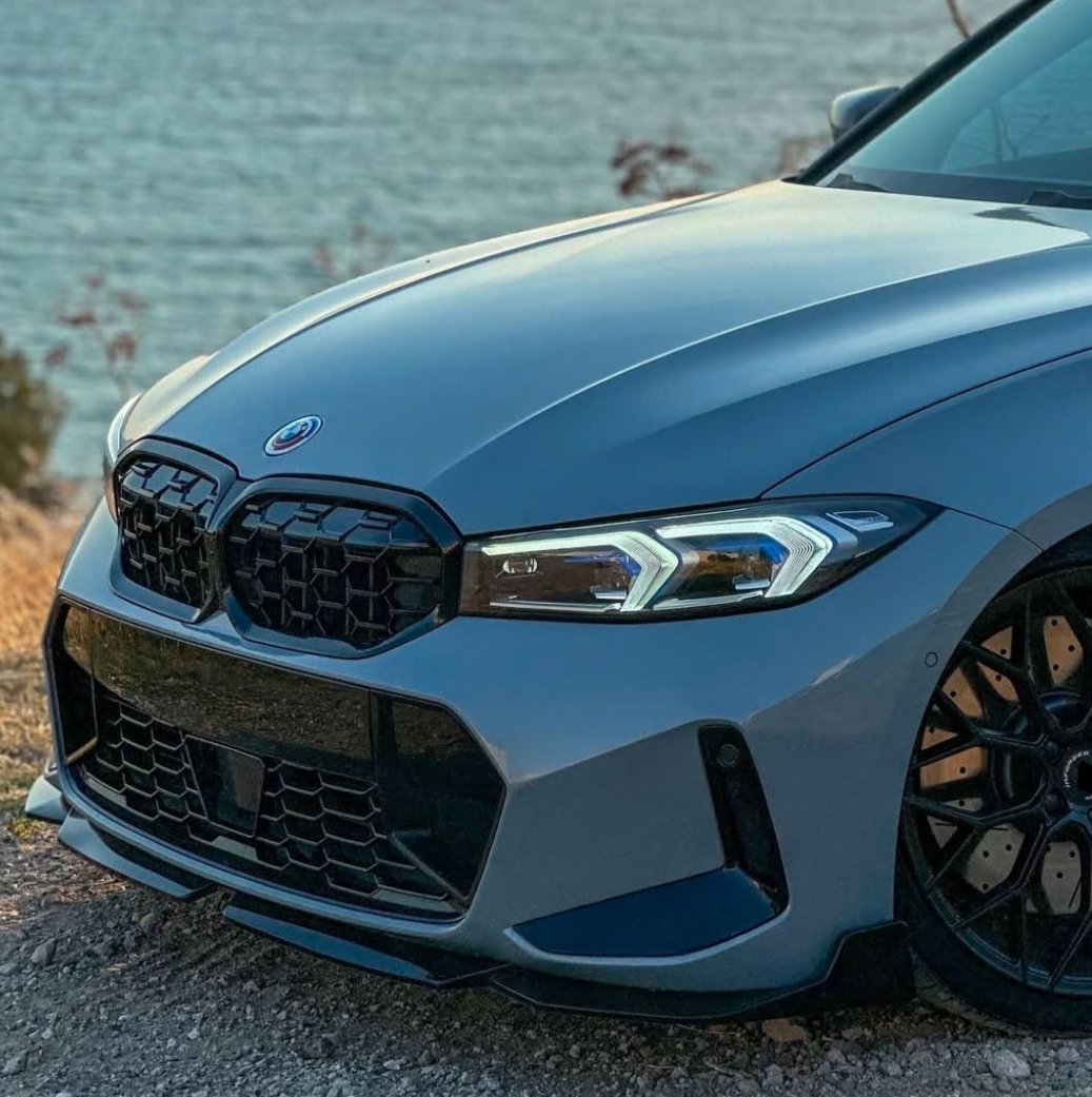 3 Series - G20 Facelift: Gloss Black Diamond Style Grill 23+