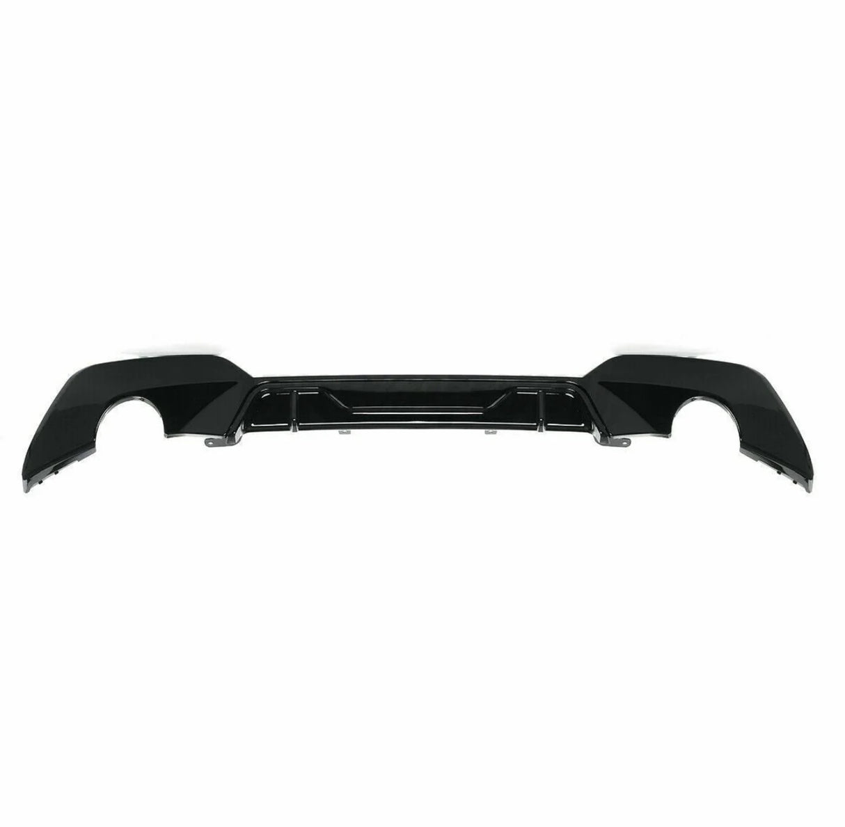 3 Series - G20 Pre-Facelift: Gloss Black Dual Exhaust Rear Diffuser 19-22