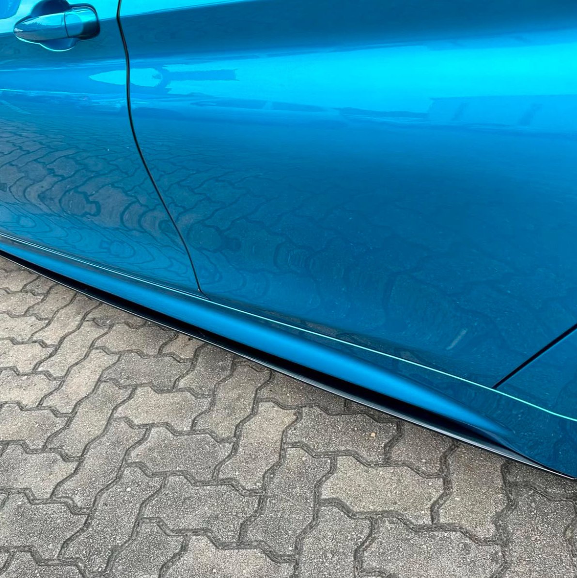 4 Series - F32/F33: Gloss Black Performance Style Side Skirts 14-20