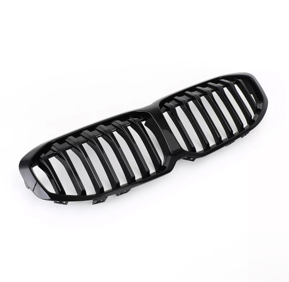 1 Series - F40: Gloss Black Single Slat Grill 20+