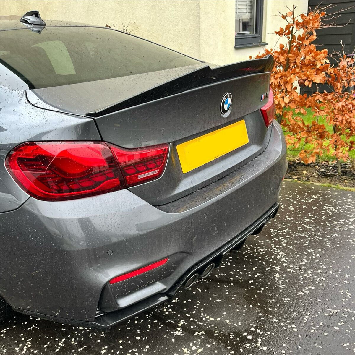 M4 - F82: Gloss Black M4 Style Spoiler 14-18