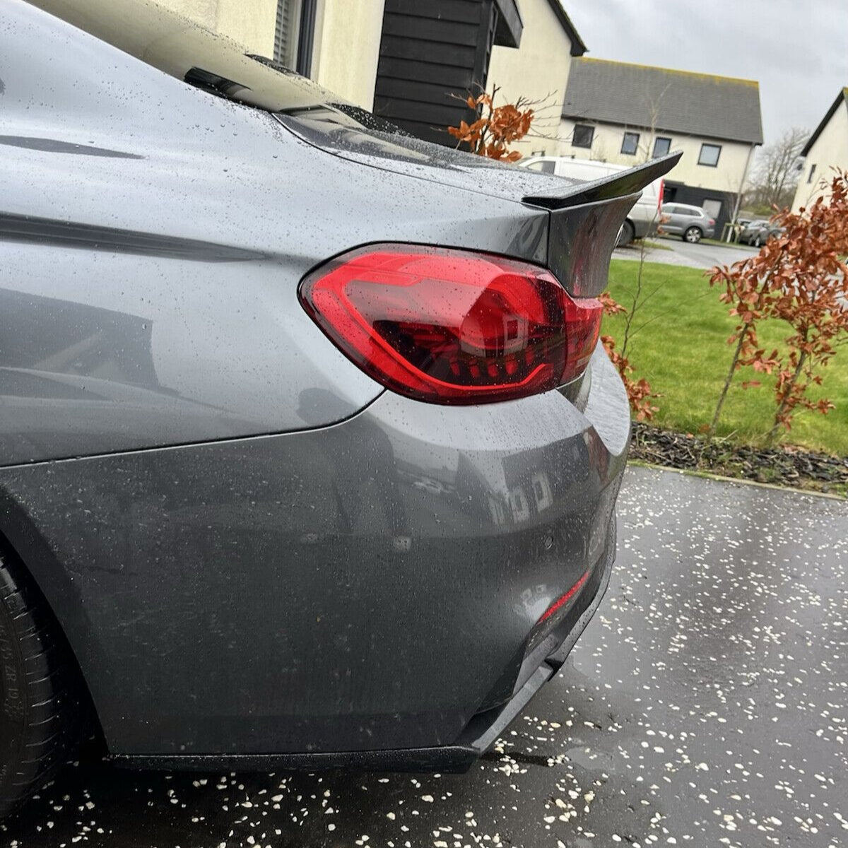 M4 - F82: Gloss Black M4 Style Spoiler 14-18