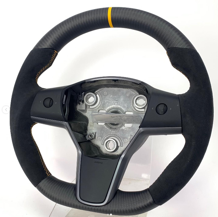 Model Y: Alcantara Carbon Fibre Steering Wheel 19+