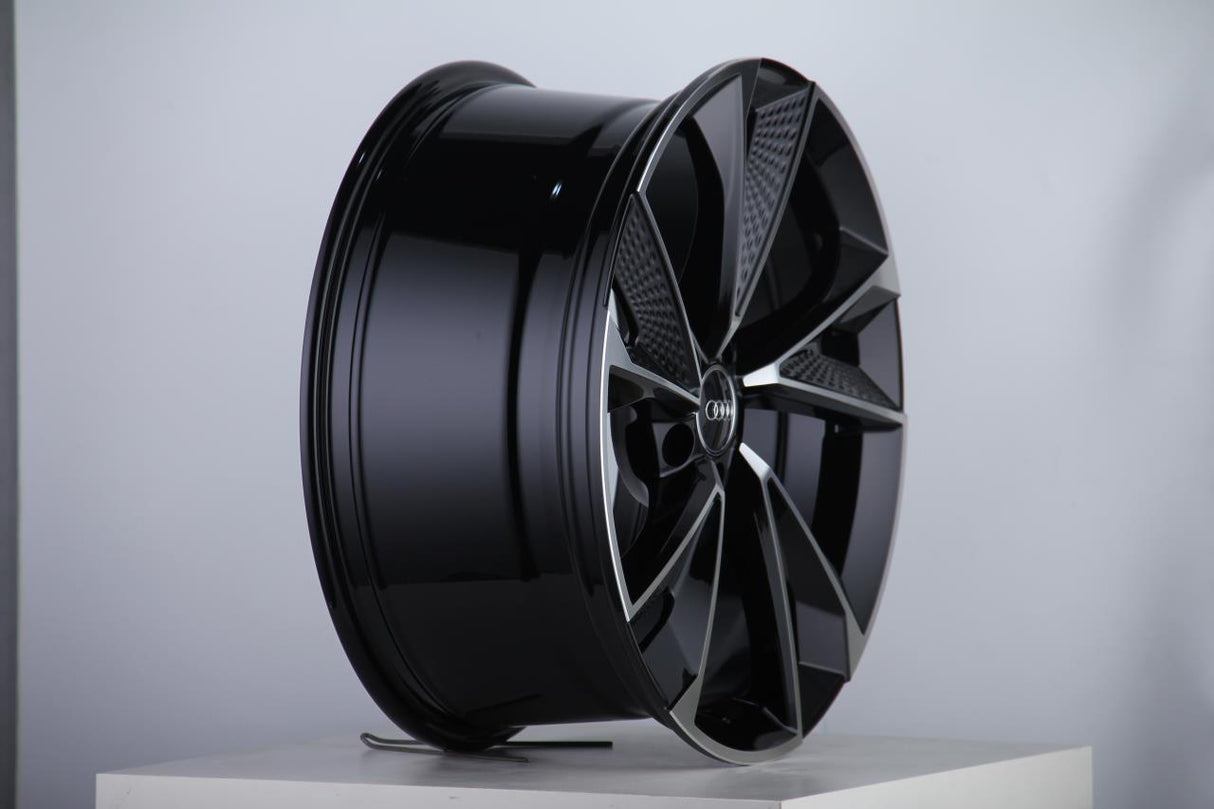 Q5 - Type 80A: 20" Diamond Cut RS7 Style Alloy Wheels 17+