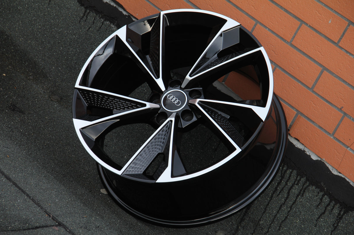 Q5 - Type 80A: 19" Diamond Cut RS7 Style Alloy Wheels 17-21