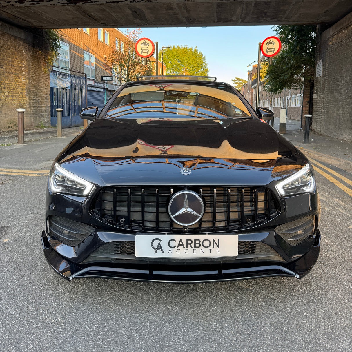 CLA - W118 Pre-Facelift: Gloss Black GT Panamericana Style Grill 19-23