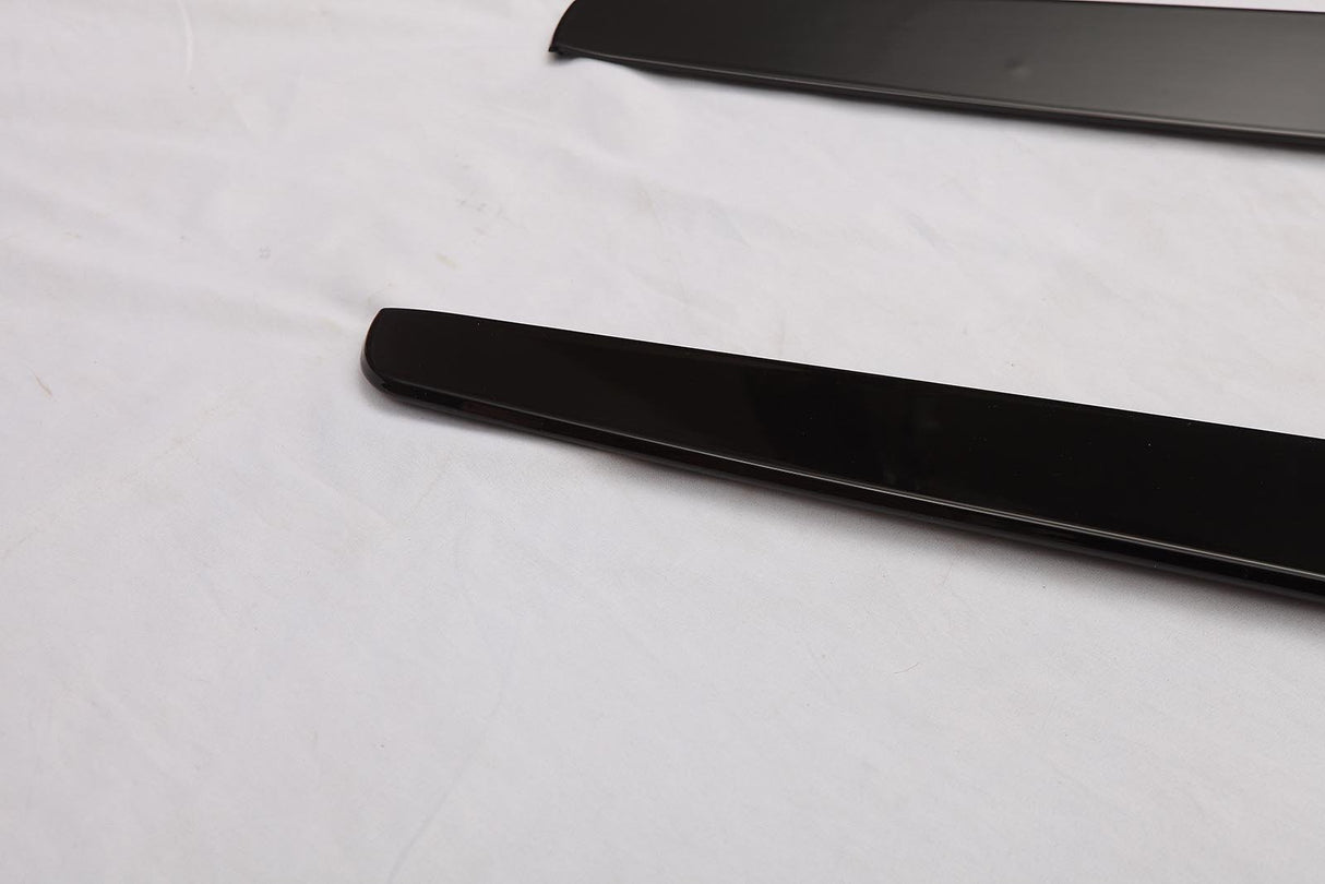 3 Series - G20: Gloss Black AC Style Side Skirt 19+