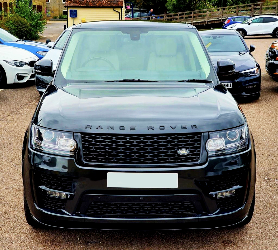 Range Rover Vogue - L405: Gloss Black Diamond Style Grill 13-17